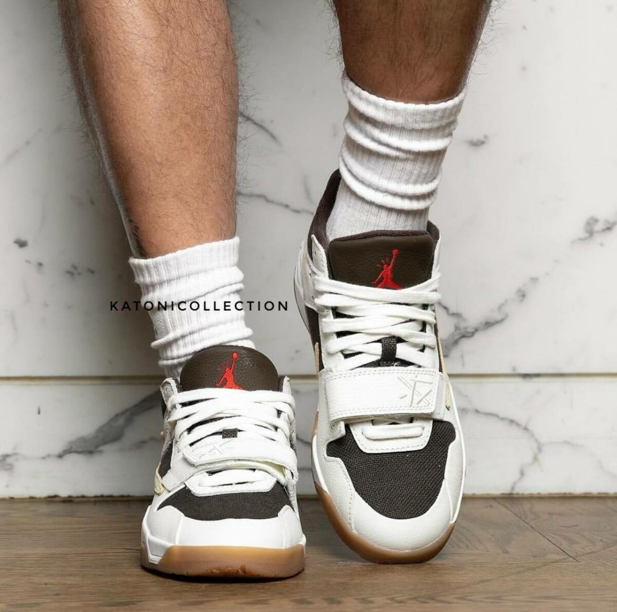 جردن جامپ من تراویس اسکات Jordan Jumpman Jack TR Travis Scott